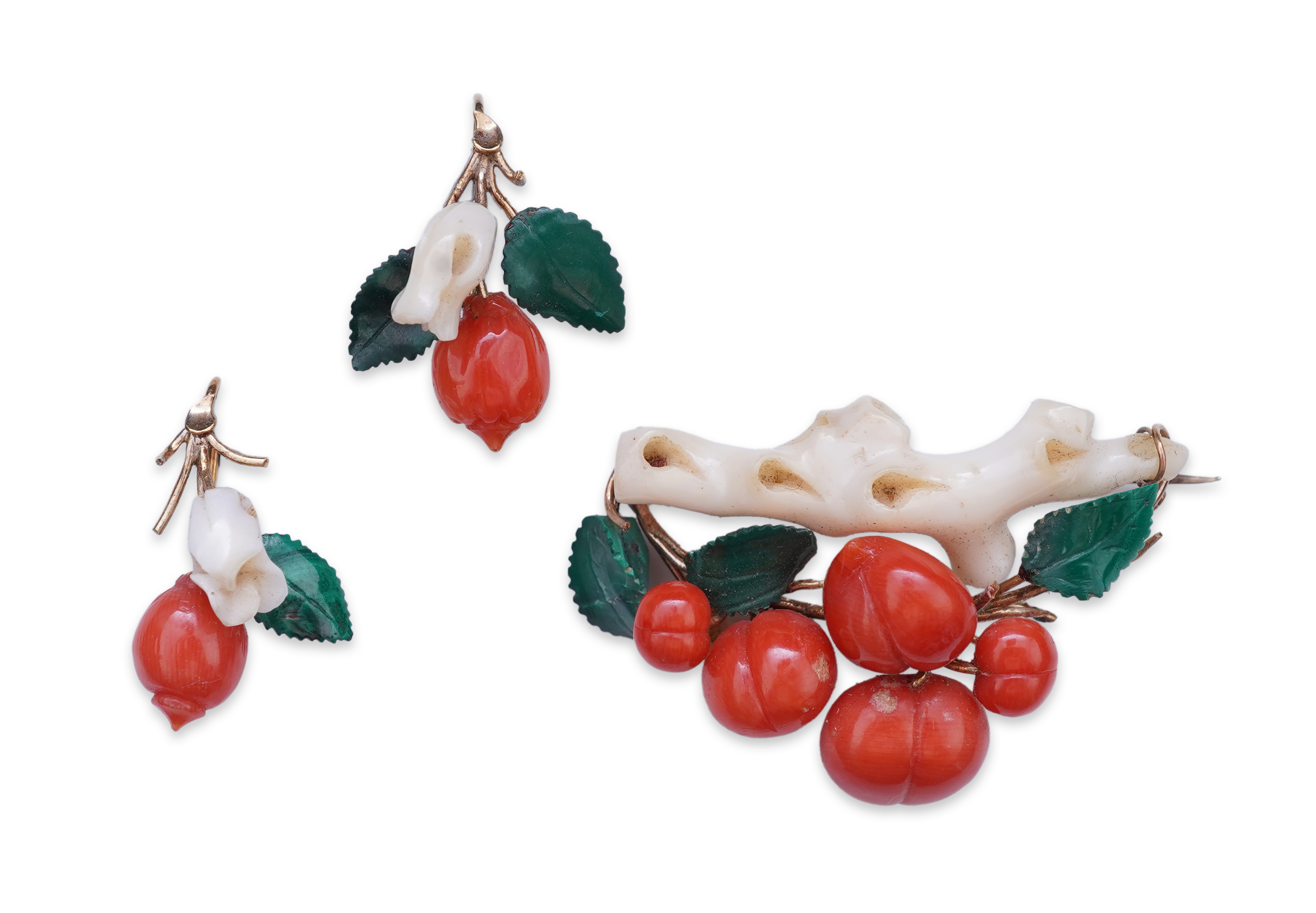 A rare coral and malachite demi-parure, mid 19th century and later